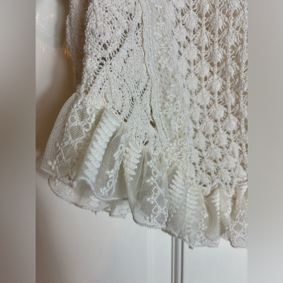 Zara Cropped Crotchet and Lace Top - Picture 6 of 8